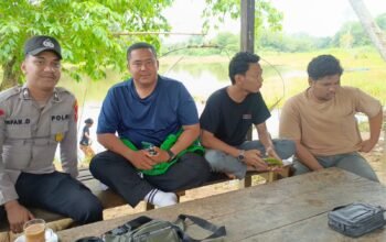 Polsek Muara Ancalong Cek Perkembangan Jagung Sadesahe