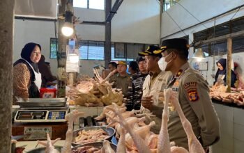 Pemkab dan Polres Kutim Sidak Bapokting Jelang Idul Adha, Harga Masih Stabil