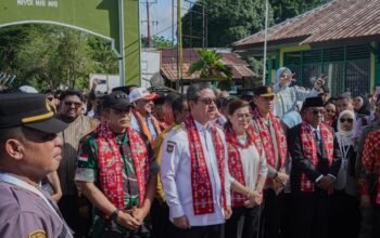 Pangdam XV/Pattimura Hadiri Pelantikan Raja Siri Sori Islam, Tegaskan Sinergi TNI Jaga Stabilitas Adat dan Kamtibmas