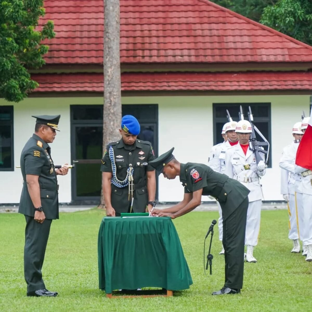 Lantik 976 Prajurit Baru, Pangdam XV/Pattimura Tegaskan Prestasi atau Pelanggaran Adalah Pilihan