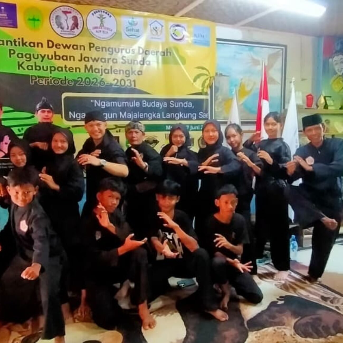 Wakil Bupati Majalengka Dena Muhammad Ramdhan Beserta Murid Padepokan Jawara Sunda