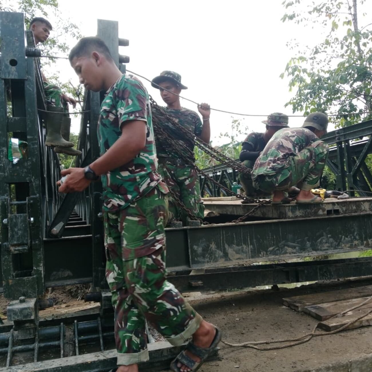 Program Bakti TNI AD untuk Rakyat, Jembatan Modular Sungai Fauro Faete Segera Rampung
