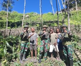 Wujudkan Ketahanan Pangan di Pedalaman Papua, Satgas Yonif 521/DY Dukung Kemandirian Masyarakat Distrik Kurima