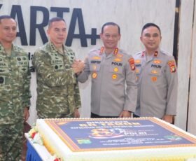 Pangdam Jaya Sambangi Polda Metro Jaya, Beri Ucapan Hari Bhayangkara ke-80