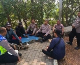 Jaga Jakarta On The Spot, Polres Pelabuhan Tanjung Priok Perkuat Kamtibmas Bersama Buruh Bongkar Muat di Pelabuhan Muara Baru