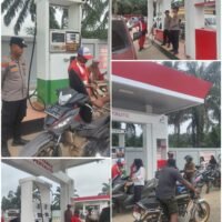 Kawal Distribusi BBM Di SPBU Karya Bakti, Polsek Muara Wahau Pastikan Antrean Tertib Dan Tepat Sasaran