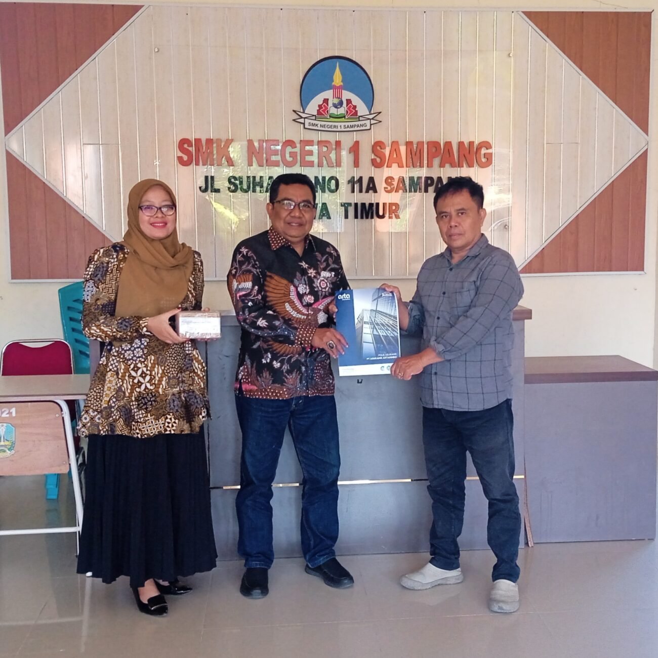 SMKN 1 Sampang Siapkan Polis Asuransi Kecelakaan Diri Untuk 180 Siswa PKL