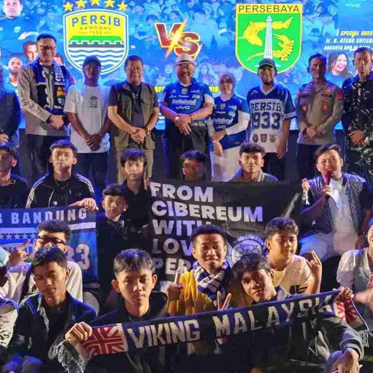 H.Ateng Sutisna di Saung Nganteur Kahayang:Kekalahan Bukan Alasan Berhenti Dukung Persib