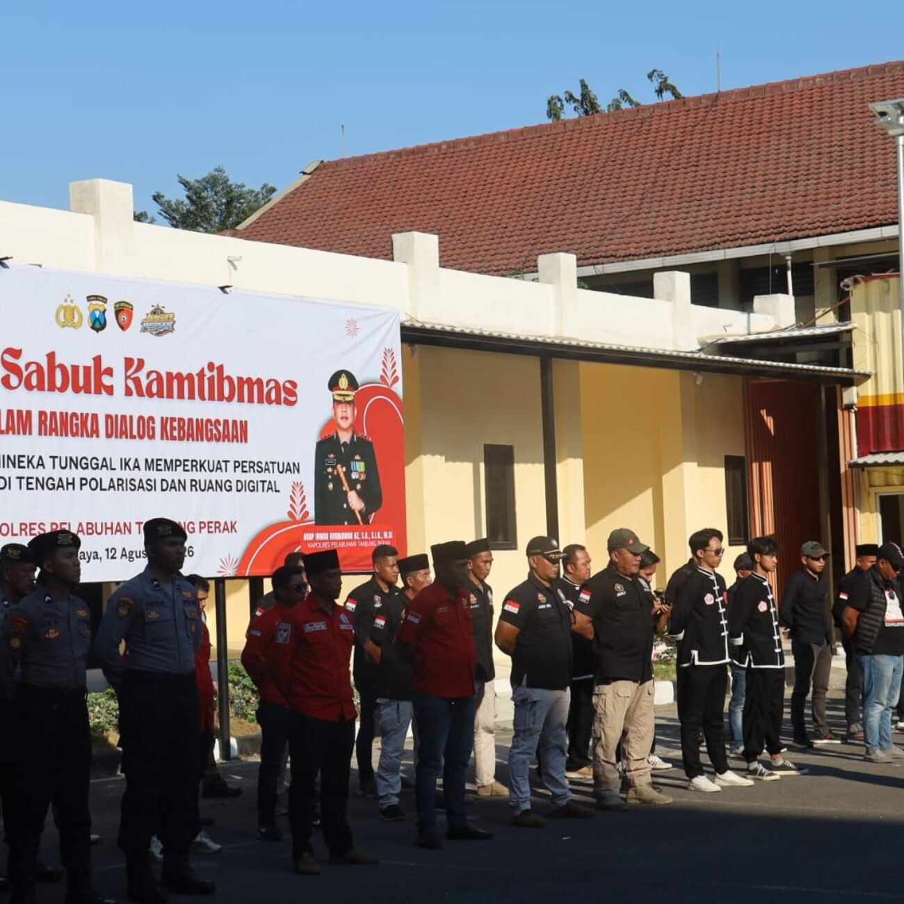 Polres Pelabuhan Tanjung Perak Gelar Apel Sabuk Kamtibmas dalam Rangka Dialog Kebangsaan