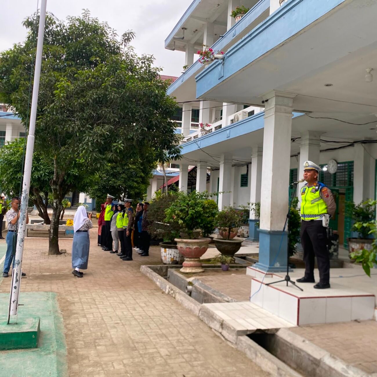 Kasat Lantas Polres Sibolga Edukasi Pelajar SMA Negeri 1 Sibolga soal Tata Tertib Berlalu Lintas