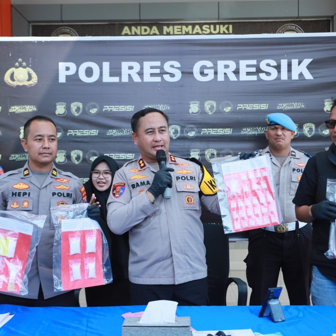 Polres Gresik Bongkar Peredaran Sabu di Menganti, 30 Paket Seberat 81,46 Gram Disita