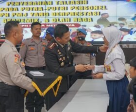 SPN Polda Metro Jaya Beri Bantuan Pendidikan untuk 33 Putra-Putri Berprestasi di Lido