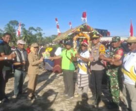 Polsek Babulu Bersama Pemerintah Kecamatan Bagikan Bibit Tanaman, Semarakjan HUT Kemerdekaan RI ke-81