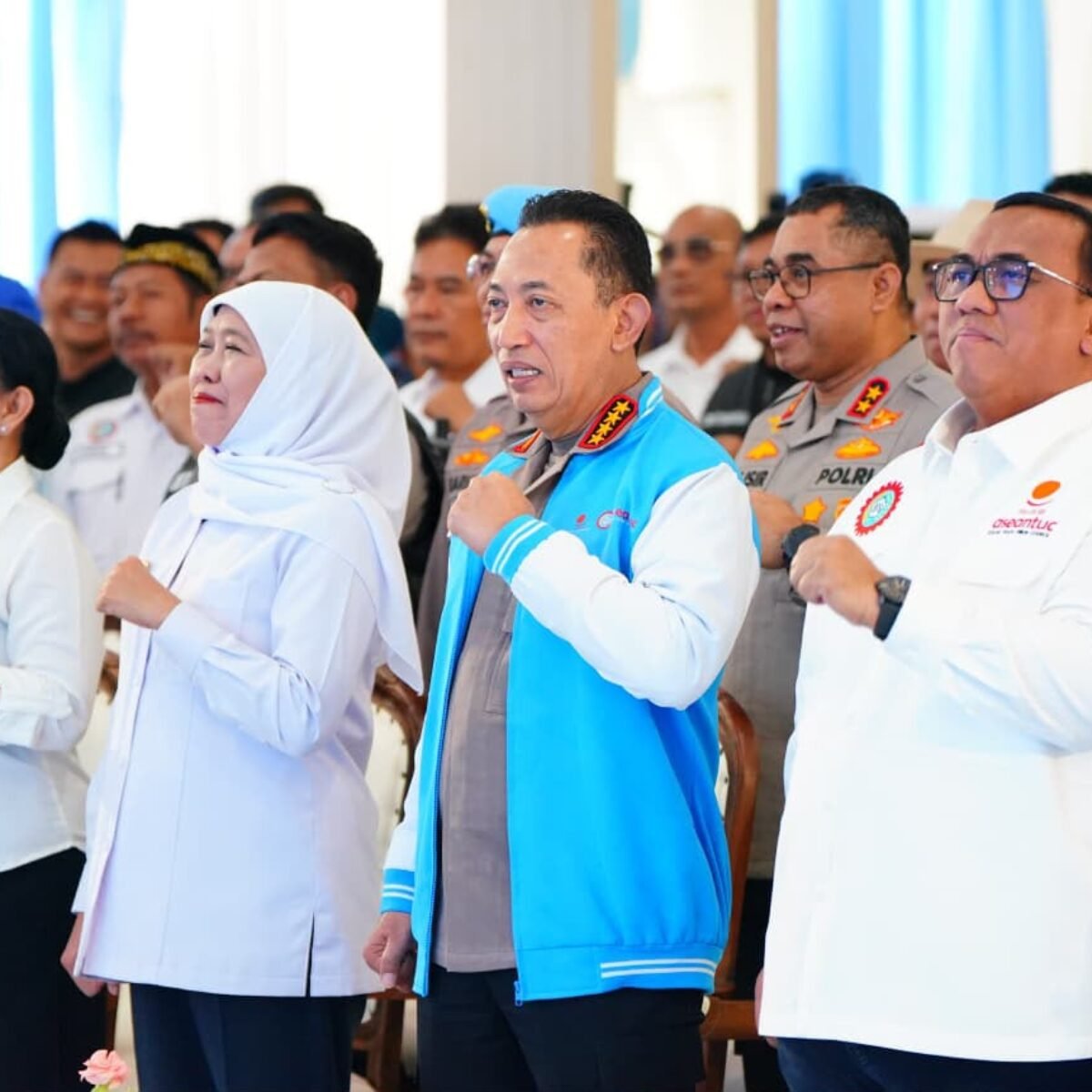 KAPOLRI DORONG BURUH-PENGUSAHA TERUS DIALOG: KESEJAHTERAAN PEKERJA DAN DUNIA USAHA KEPENTINGAN BERSAMA