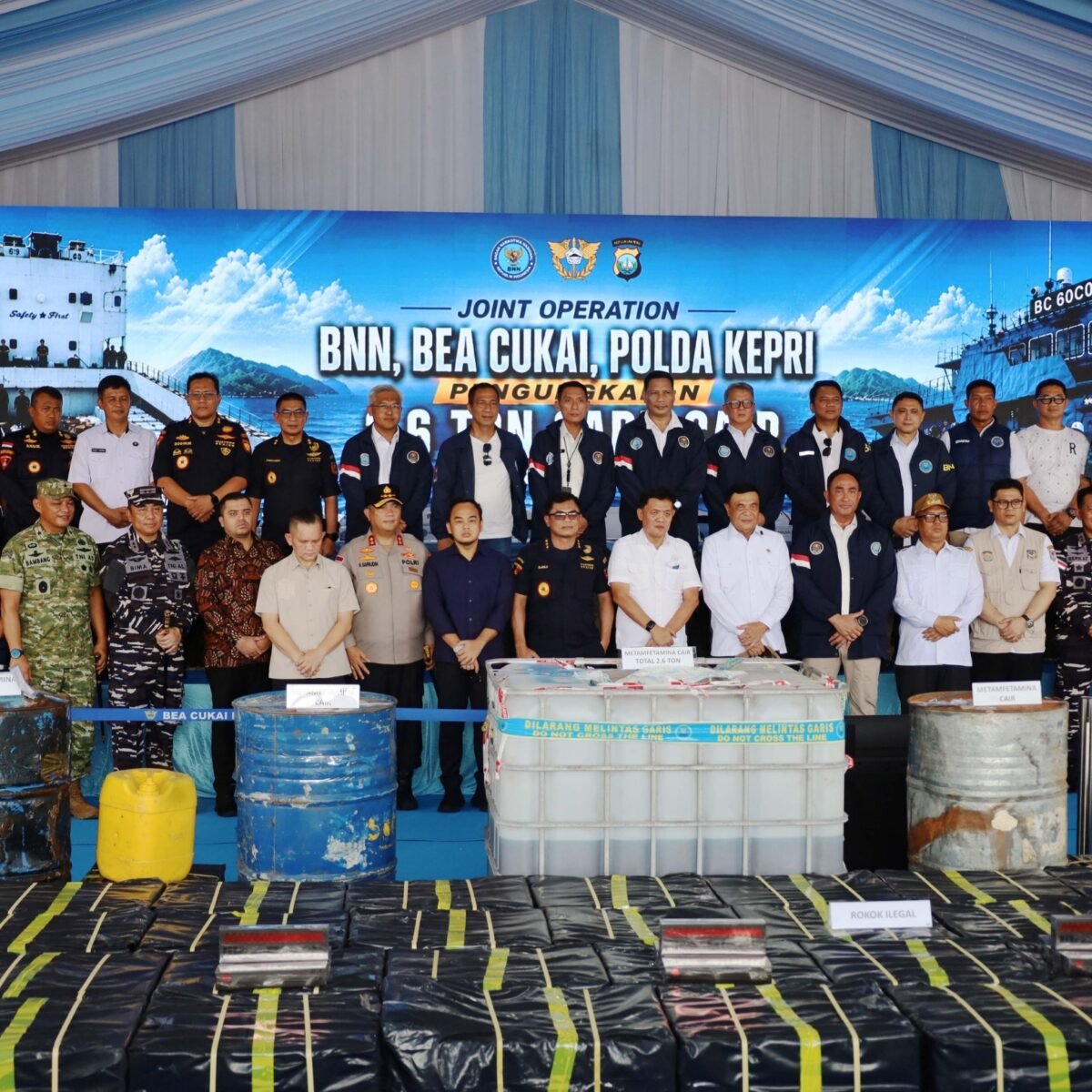 Operasi Gabungan Ungkap 2,6 Ton Cairan Mengandung Metamfetamin di Kapal MV Ocean Porter Berbendera Tanzania