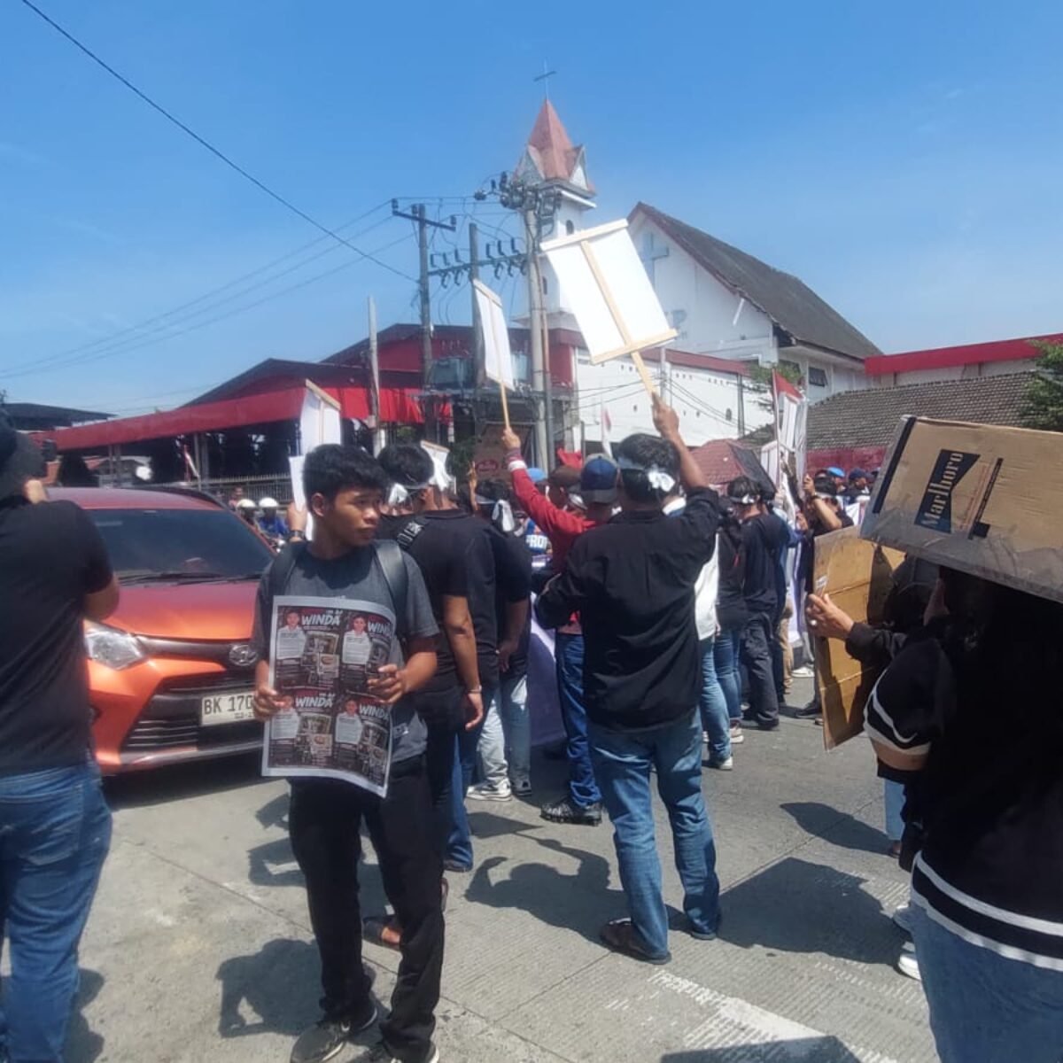 Keluarga Winda Lorenza Gowasa Desak Polda Sumut Lakukan Ekshumasi dan Ungkap Secara Transparan Penyebab Kematian