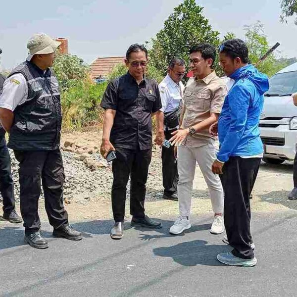 Sidak Mendadak Ungkap Kualitas Buruk Jalan Dan Jembatan Majalengka,Kontraktor Diminta Bertanggung Jawab