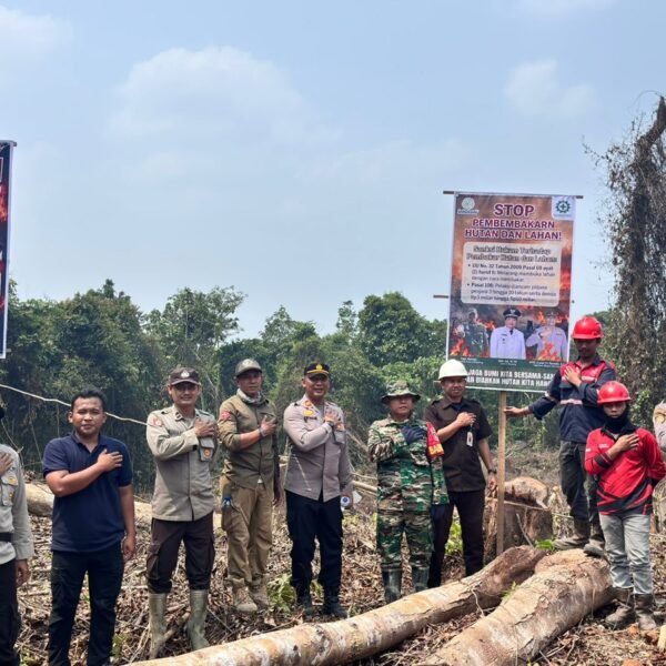 Perkuat Pencegahan Karhutla Di Hutan Konservasi Long Pejeng, Kapolsek Muara Ancalong Memberikan Imbauan Larangan Membakar Hutan