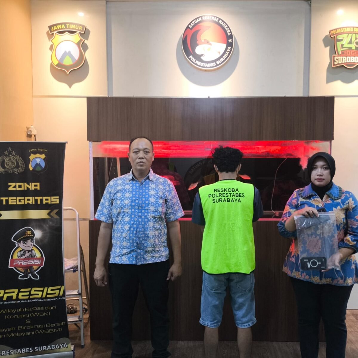 Polrestabes Surabaya Ungkap Penyimpanan Sabu di Kontrakan Sambikerep