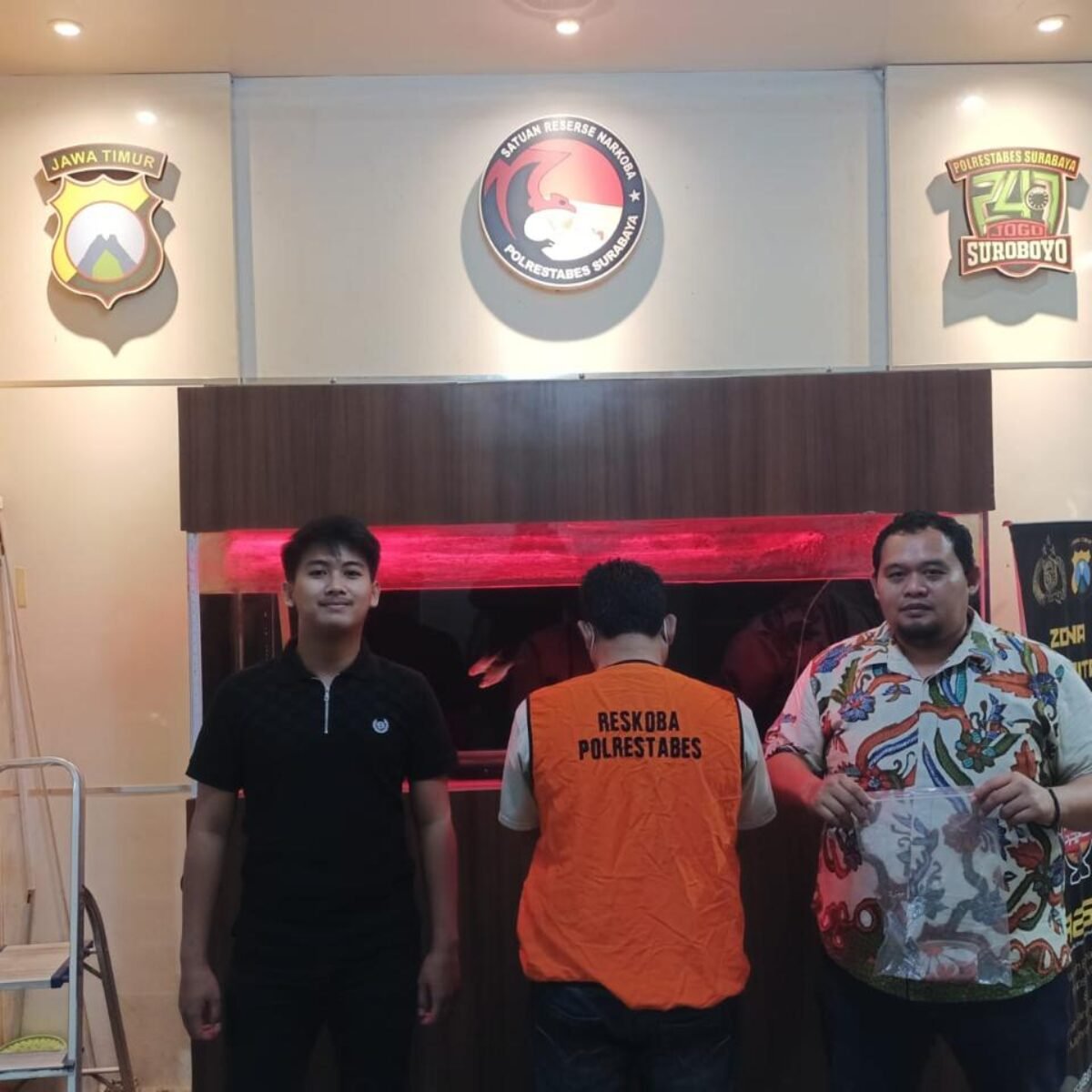 Pengedar Sabu Dupak Dibekuk Polrestabes Surabaya dengan 17 Poket